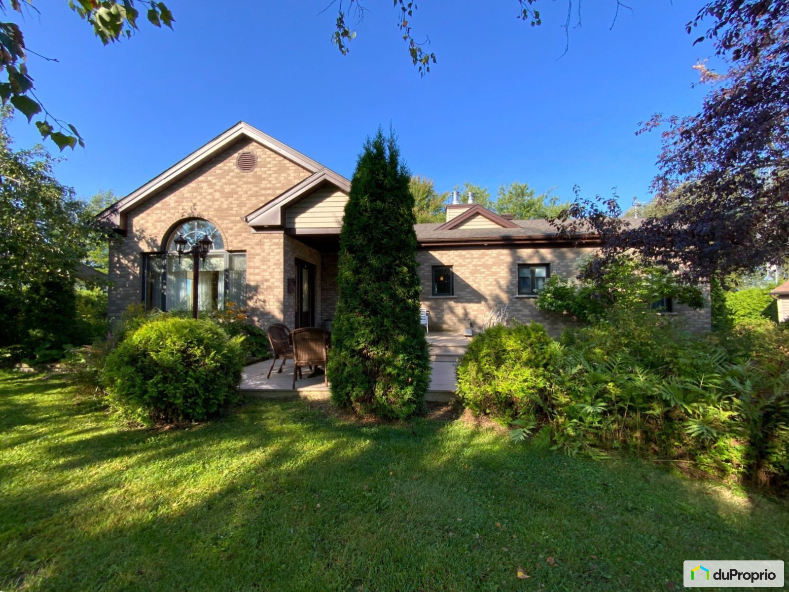 Chalet à vendre Beaulac Garthby 3 chambres 1 salle de bain 1052408