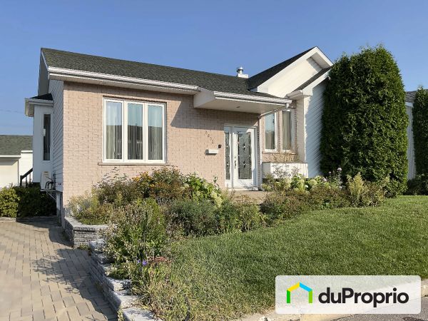 Property sold in La Baie
