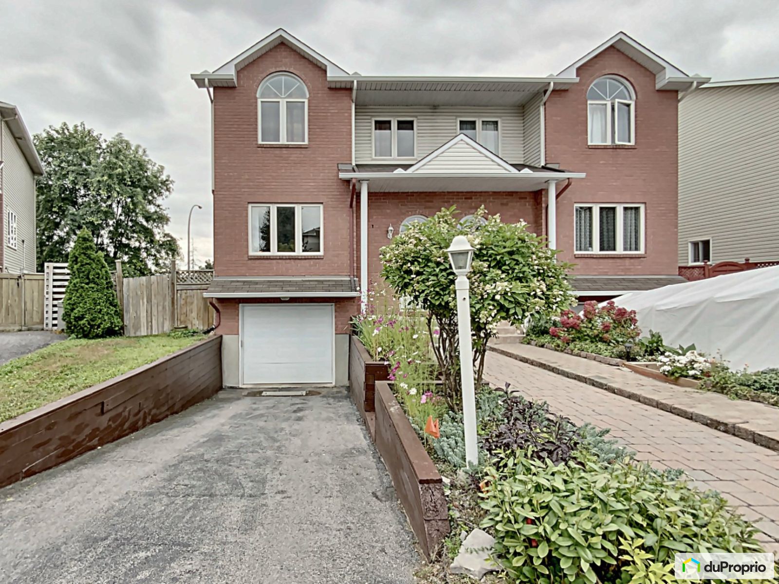 Semidetached for sale Gatineau (Hull) 3 bedrooms 1 bathroom 1052598
