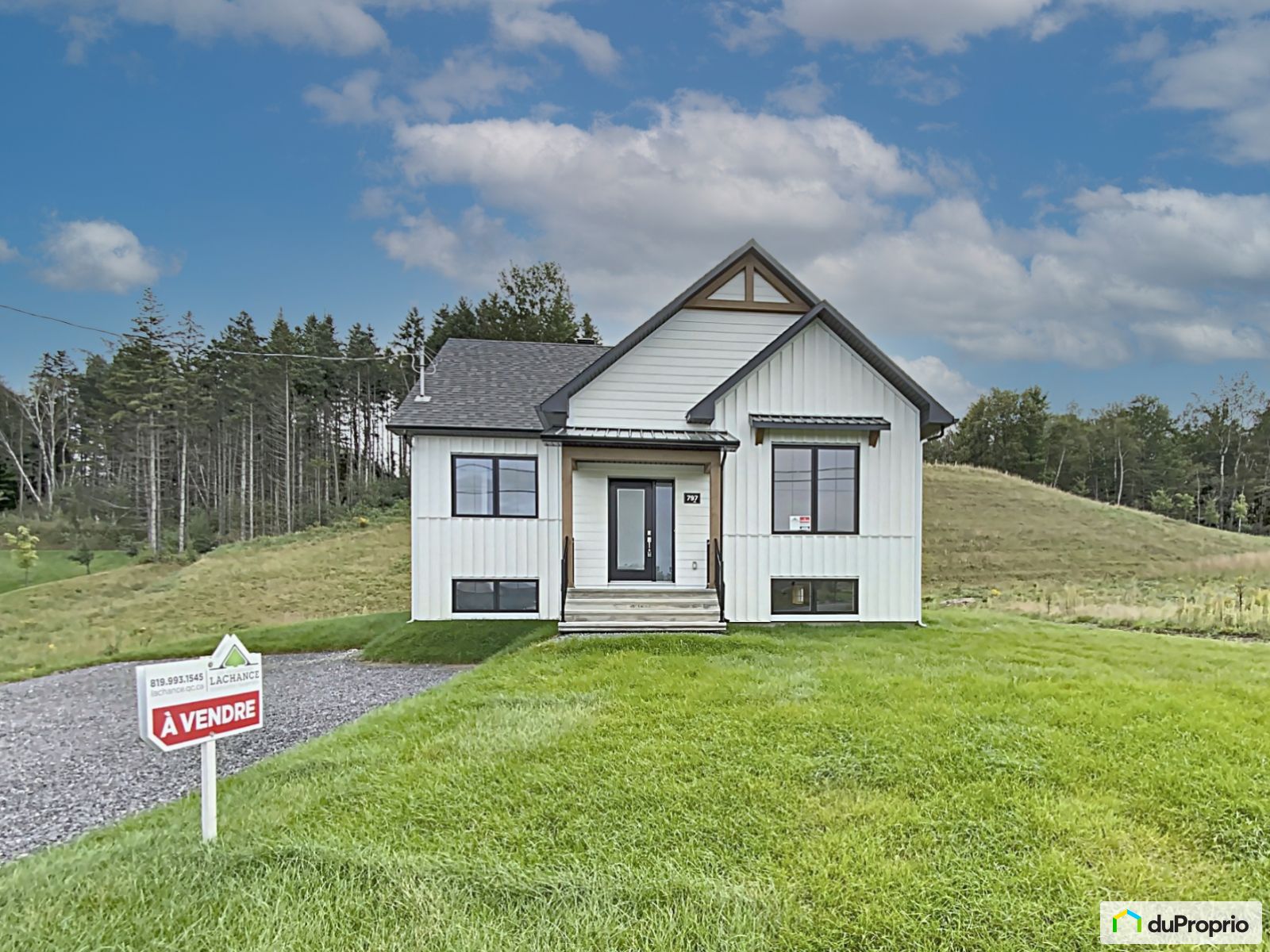 Bungalow neuf à vendre Coaticook 2 chambres 1 salle de bain 1052986