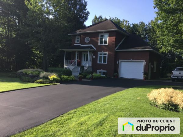 468 rue de Varennes, Granby for sale