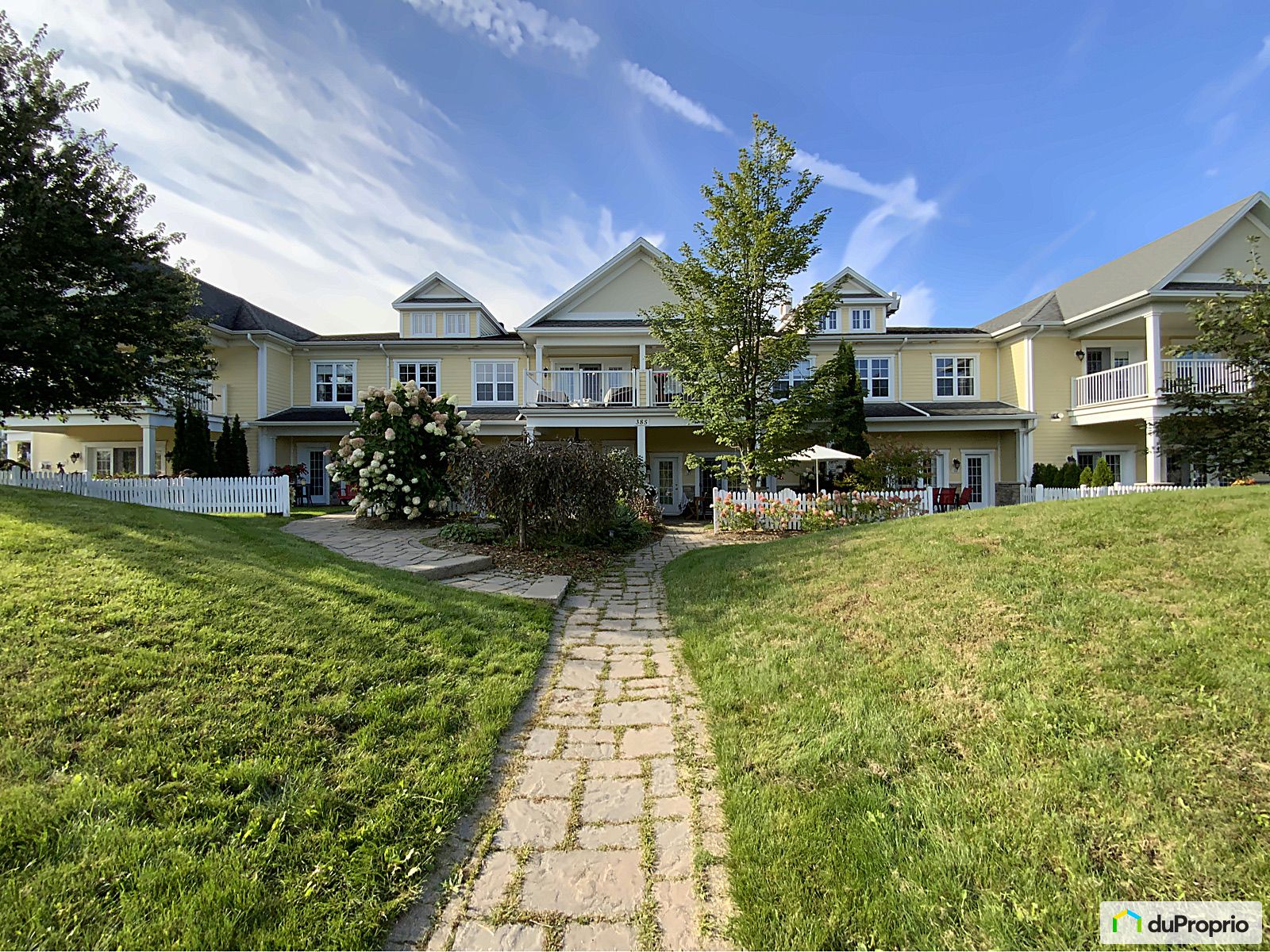 Condo à vendre Bromont 3 chambres 2 salles de bain 1053655