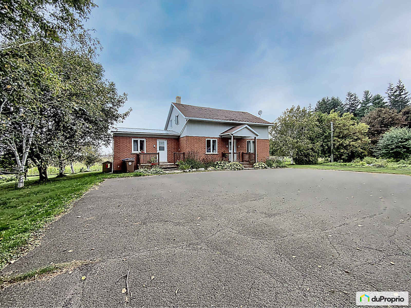 Maison à un étage et demi à vendre SteAnneDeLaPocatiere 5 chambres