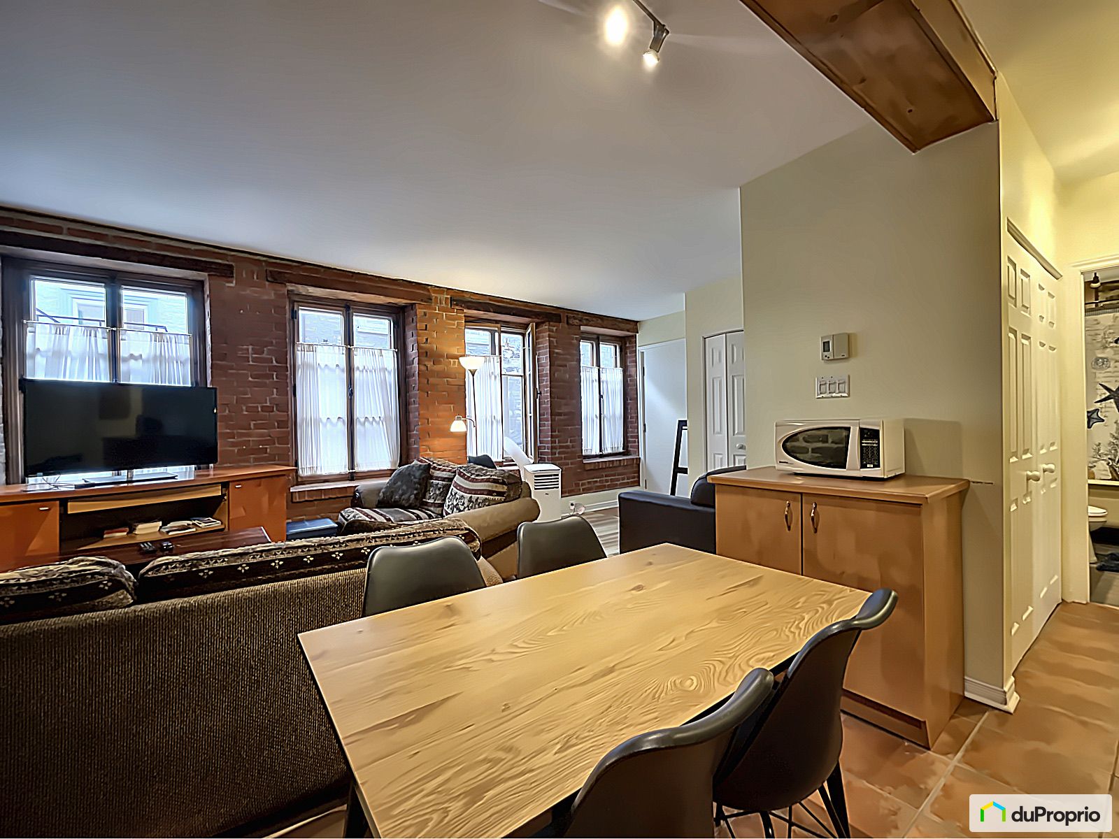 2 30 Rue Saint Flavien — photo 3