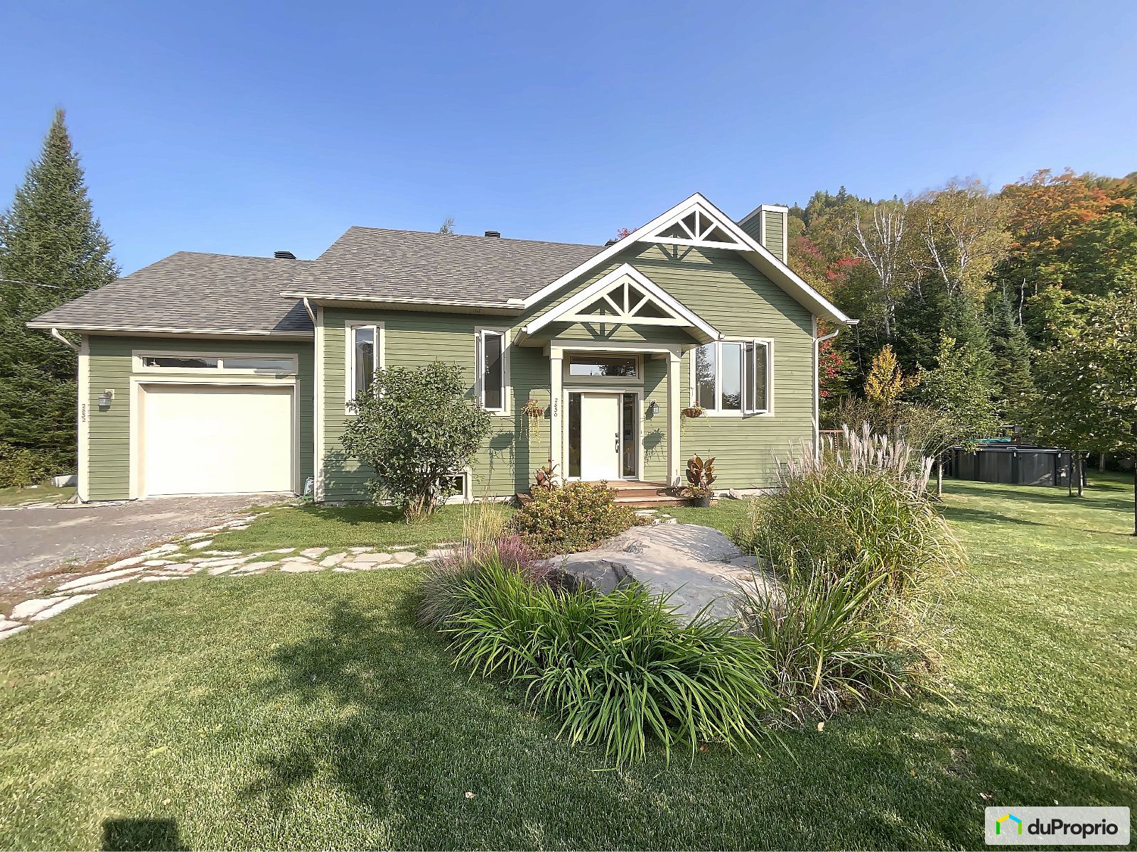 Bungalow à vendre ValDavid 4 chambres 2 salles de bain 1053842