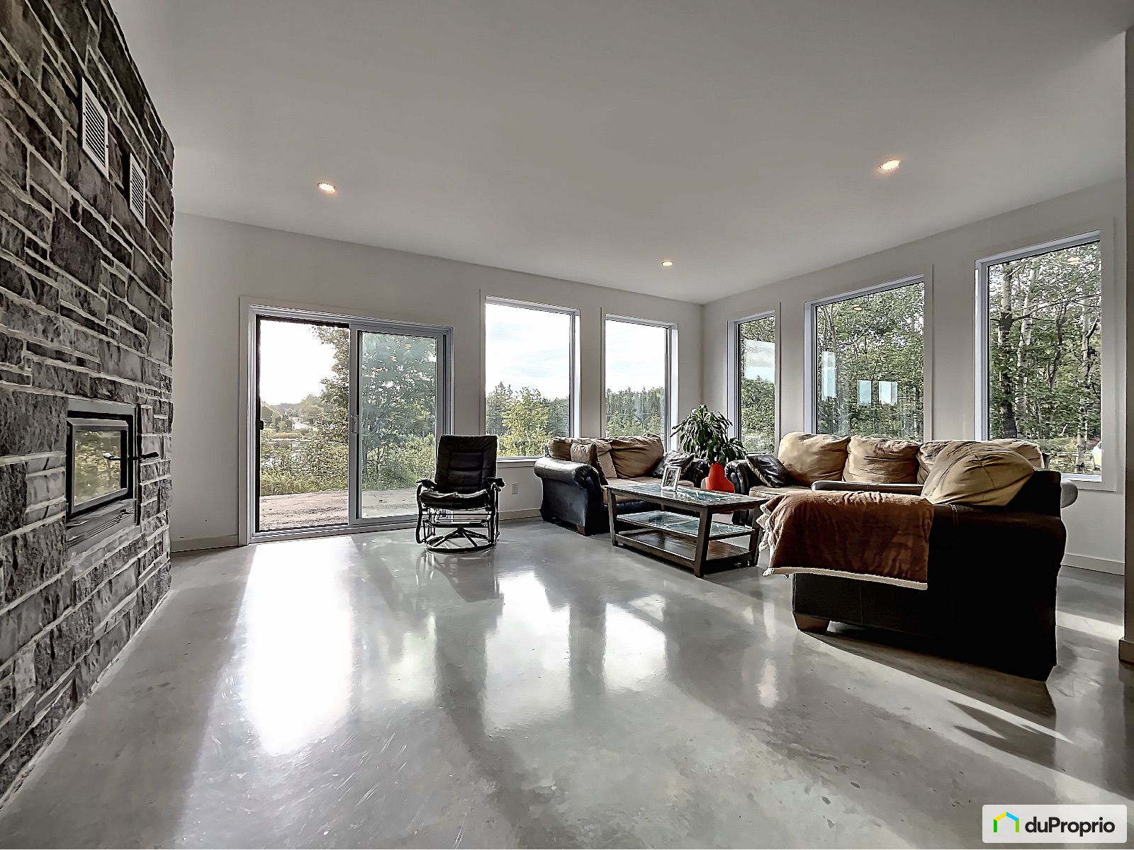 Bungalow à vendre StCharlesDeBourget 2 chambres 1 salle de bain 1054018