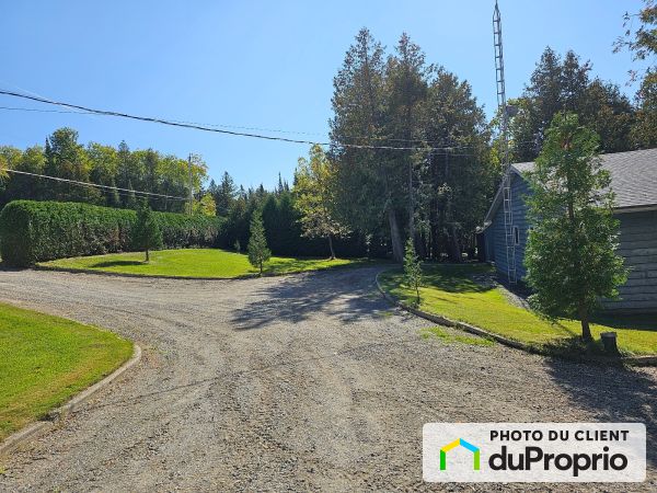 813 chemin du Royaume-des-Cèdres, St-Bruno-de-Guigues for sale