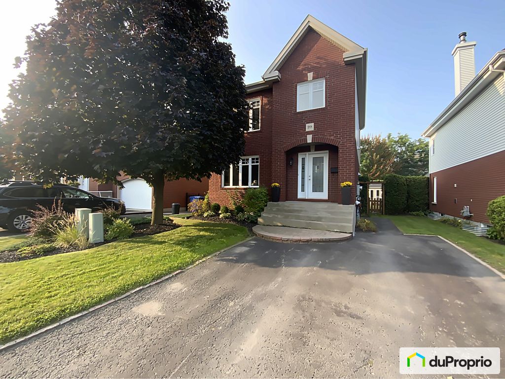 Condos, maisons à vendre, Boucherville