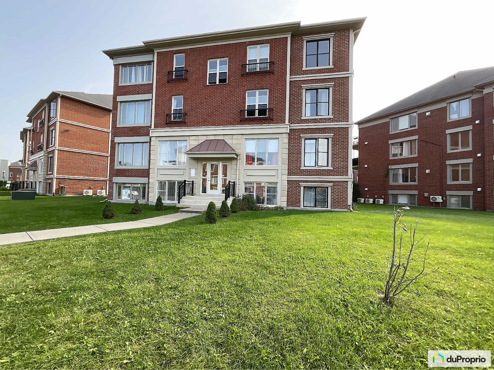 Condo à vendre Brossard 2 chambres 1 salle de bain 1055037