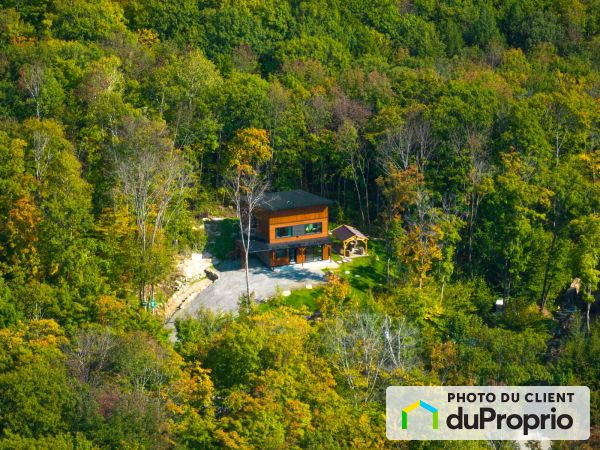 14 chemin des Colibris, St-Hippolyte à vendre