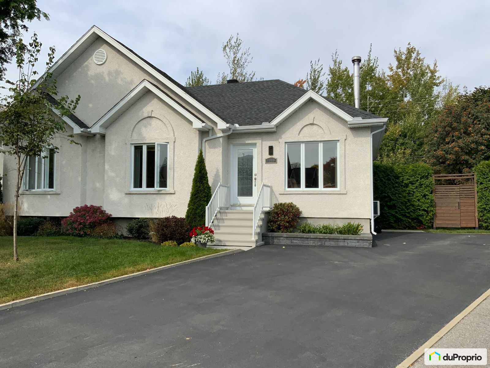 Semidetached for sale TroisRivières (TroisRivières) 5 bedrooms 1053499