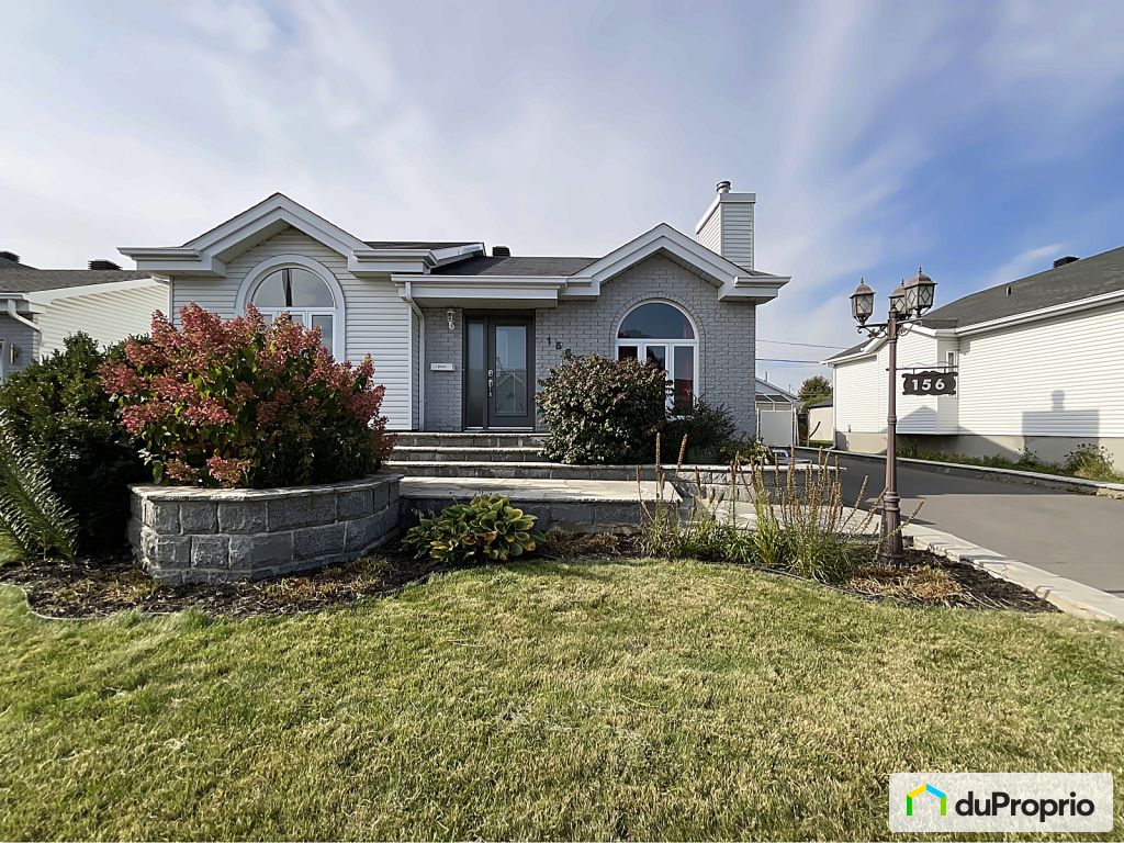 Condos, maisons à vendre, Varennes