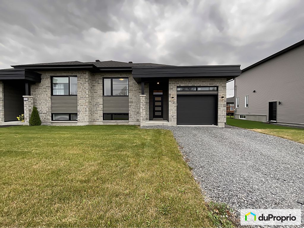 Condos, maisons à vendre, Cowansville