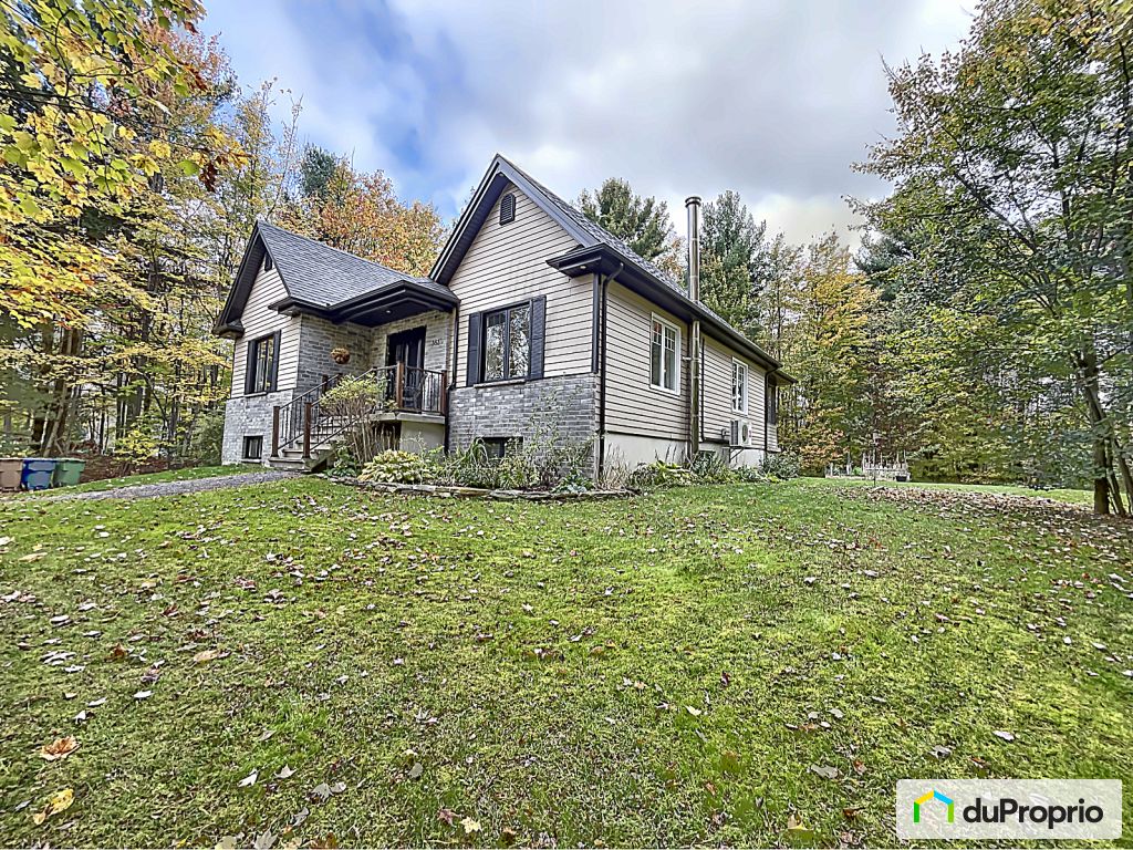 Condos, maisons à vendre, Farnham