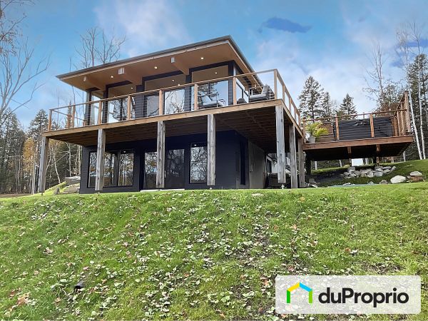 Backyard - 425 allée de la Tourbière, St-Sauveur for sale