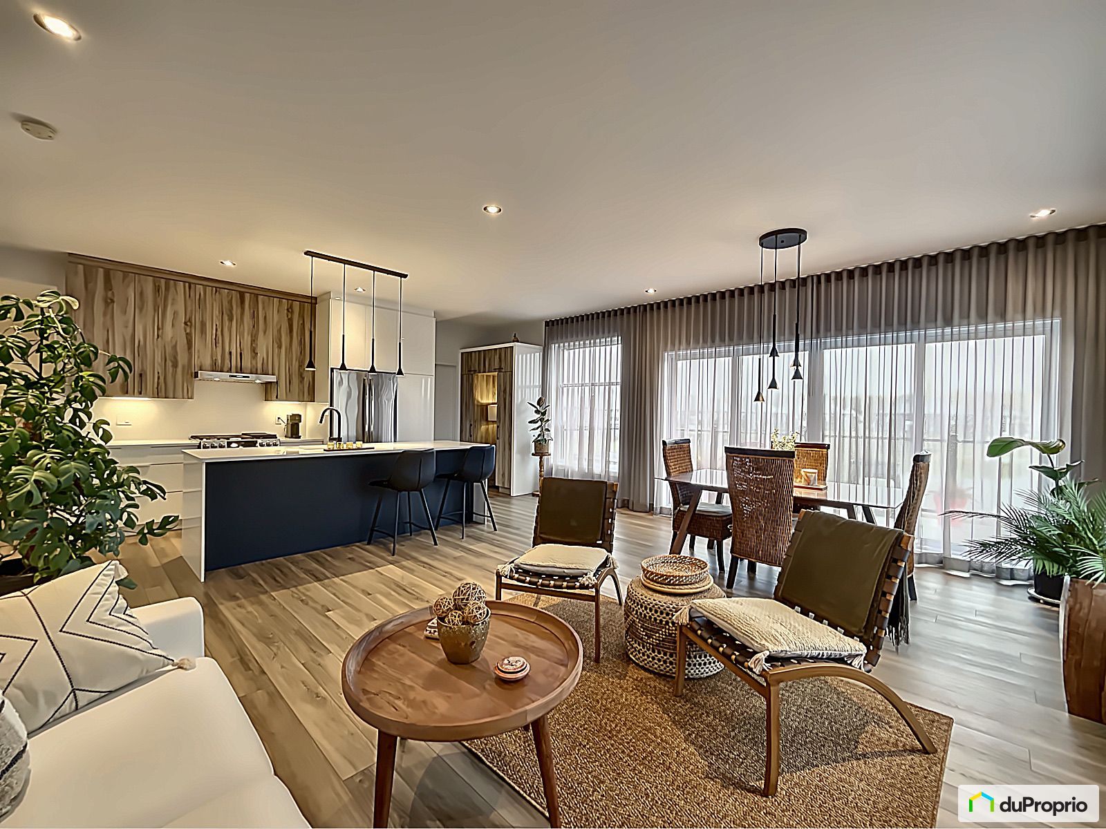 Condo à vendre Carignan 2 chambres 1 salle de bain 1056646