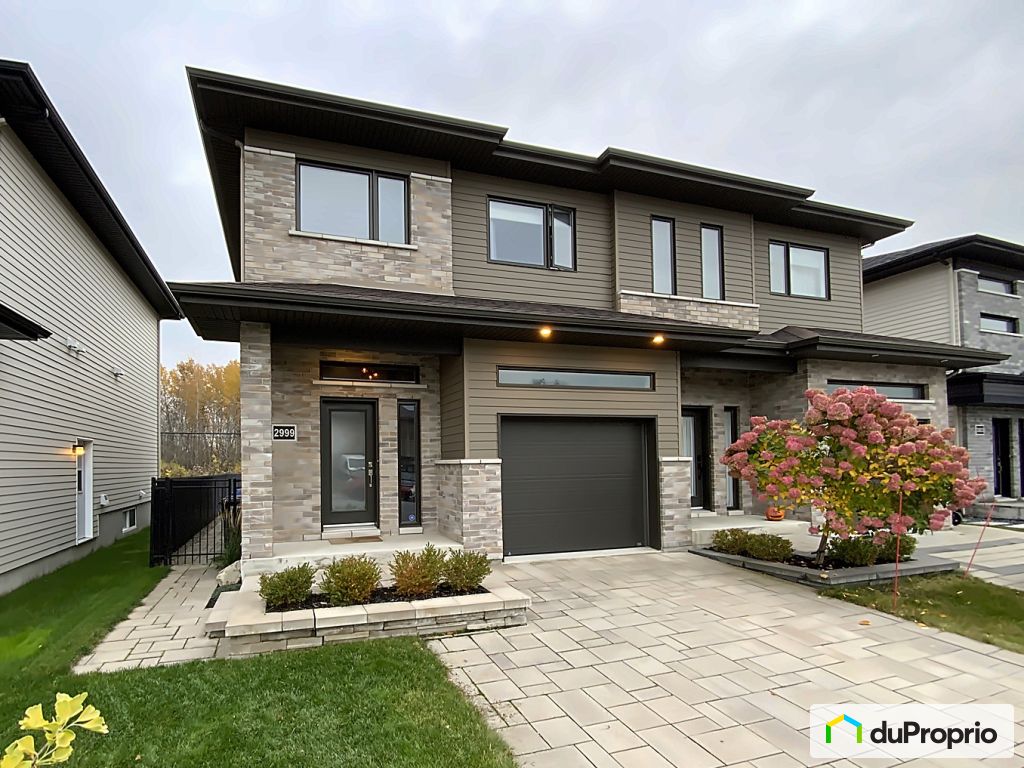 Jumelé à vendre Carignan 3 chambres 2 salles de bain 1056850