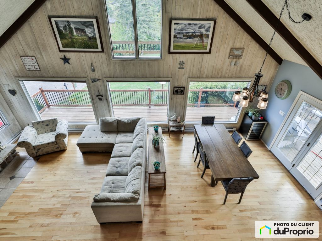 Page 2 Condos, maisons à vendre, StSauveur