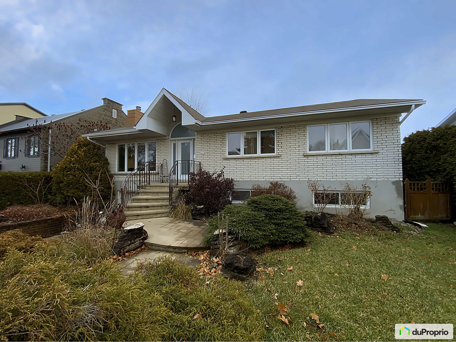 Bungalow à vendre LavaldesRapides 5 chambres 2 salles de bain 1014941