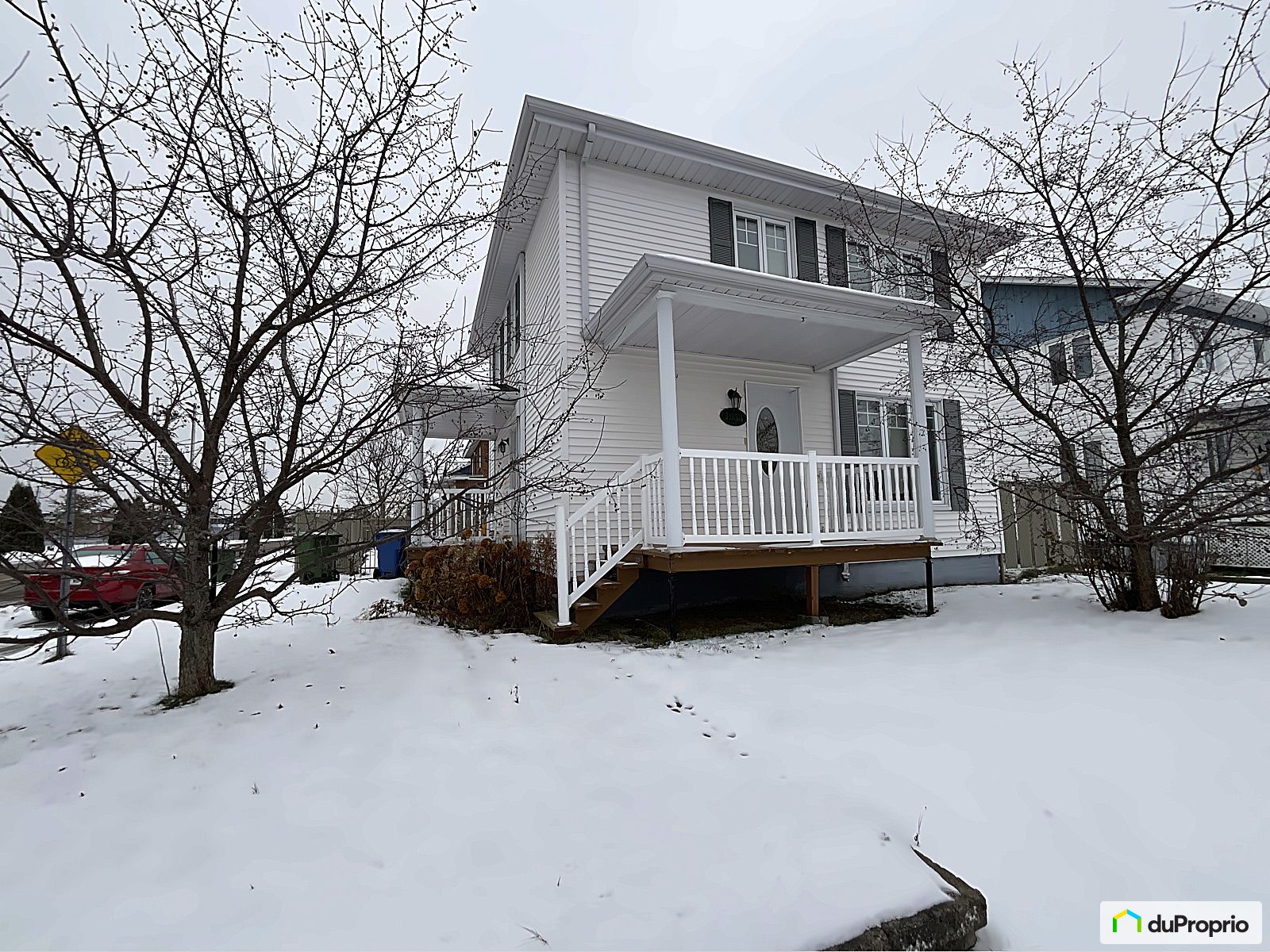 Maison 2 étages à vendre Jonquière (Jonquière) 3 chambres 1056930