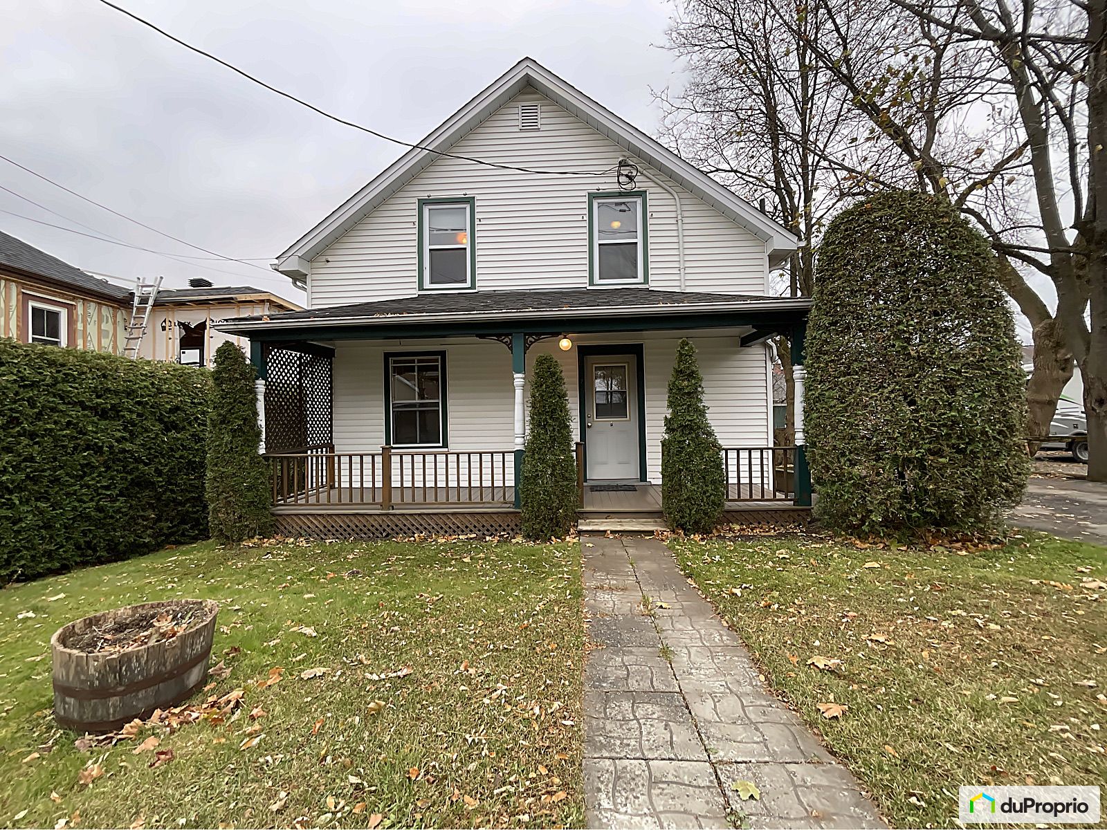 2 Storey for sale Sherbrooke (Lennoxville) 3 bedrooms 1 bathroom 1057387