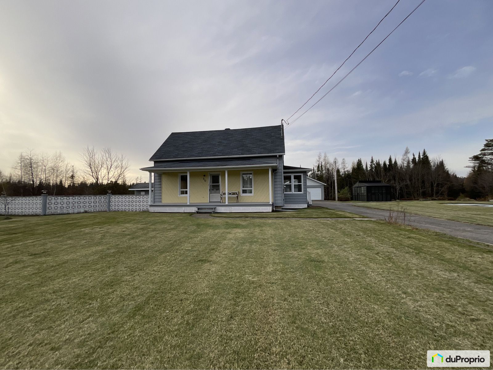 Maison 2 étages à vendre SteCatherinedelaJC 5 chambres 1057486