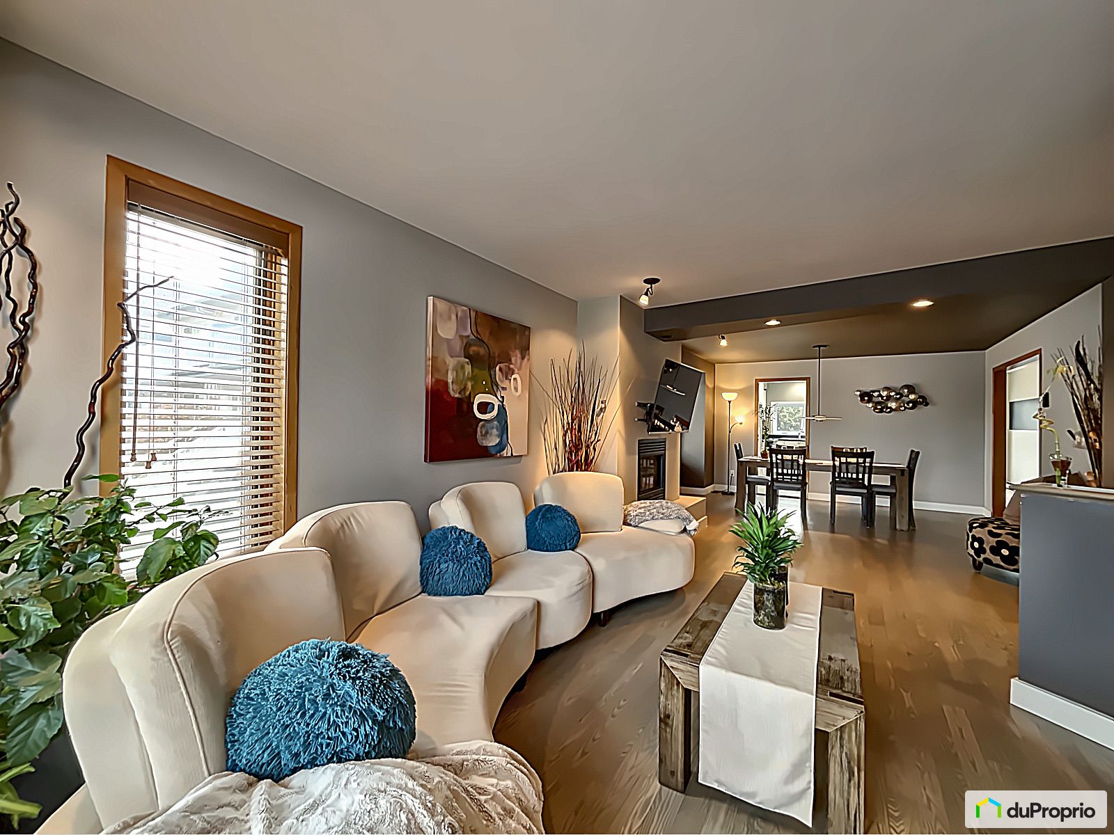 Maison en rangée / de ville à vendre Brossard 4 chambres 1057564