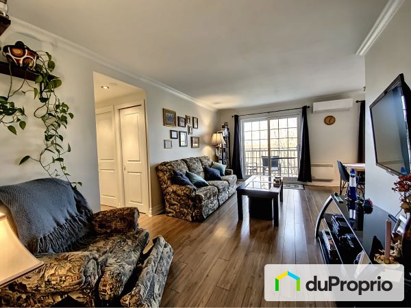 Living Room - 302-1240 rue Conefroy, Longueuil (Vieux-Longueuil) for sale