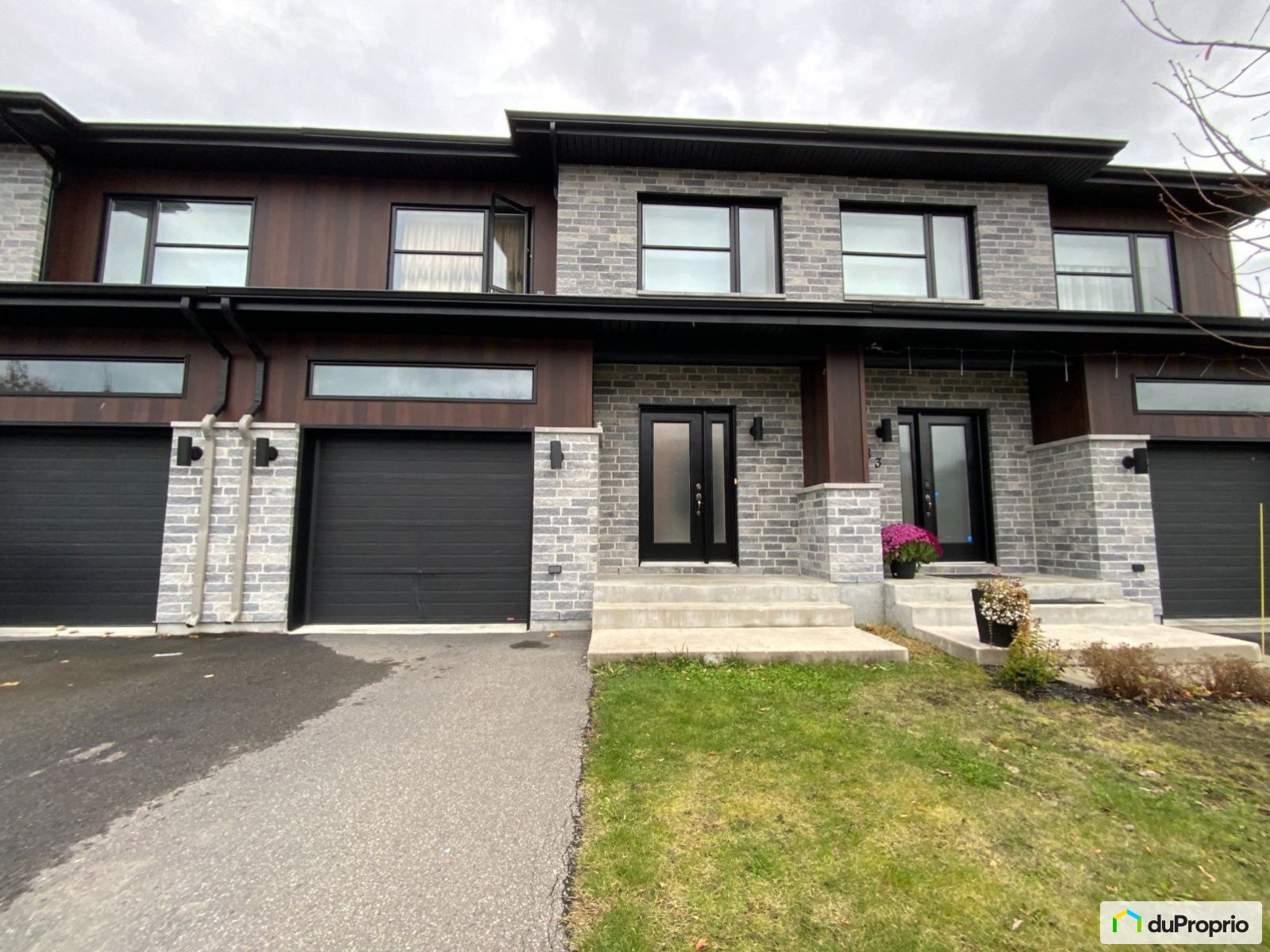 Maison en rangée / de ville à vendre NDDeL'IlePerrot 3 chambres 1058383