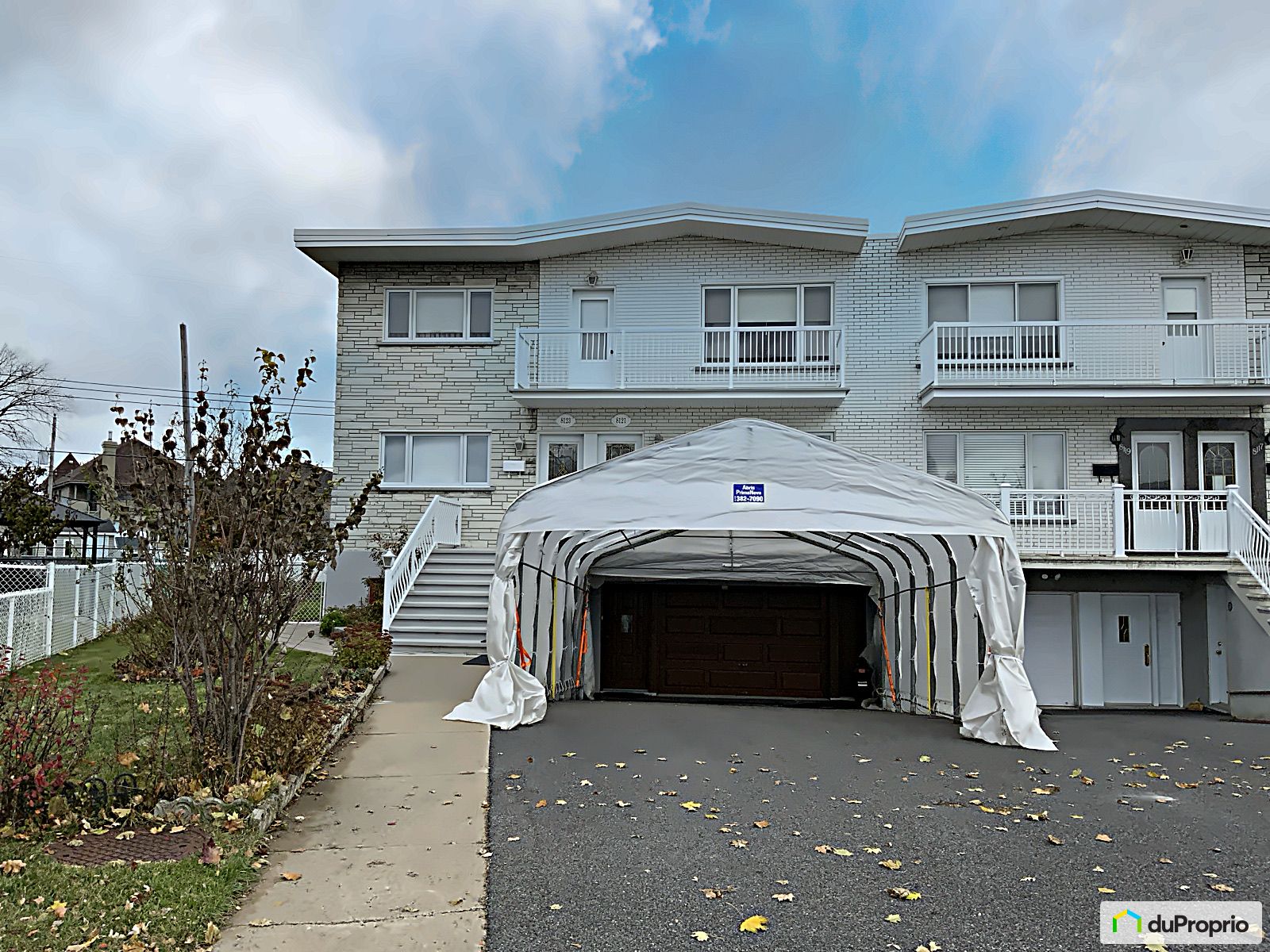 Duplex for sale SaintLéonard 9 bedrooms 2 bathrooms 1058972