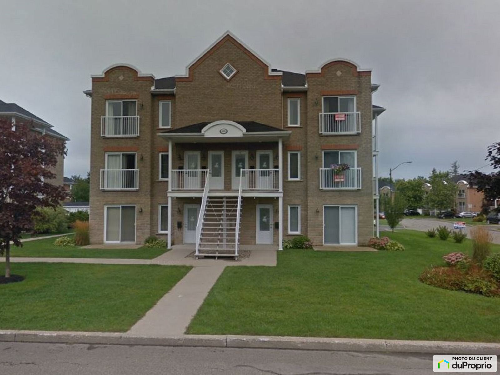 Condo à vendre StNicolas 2 chambres 1 salle de bain 1059536