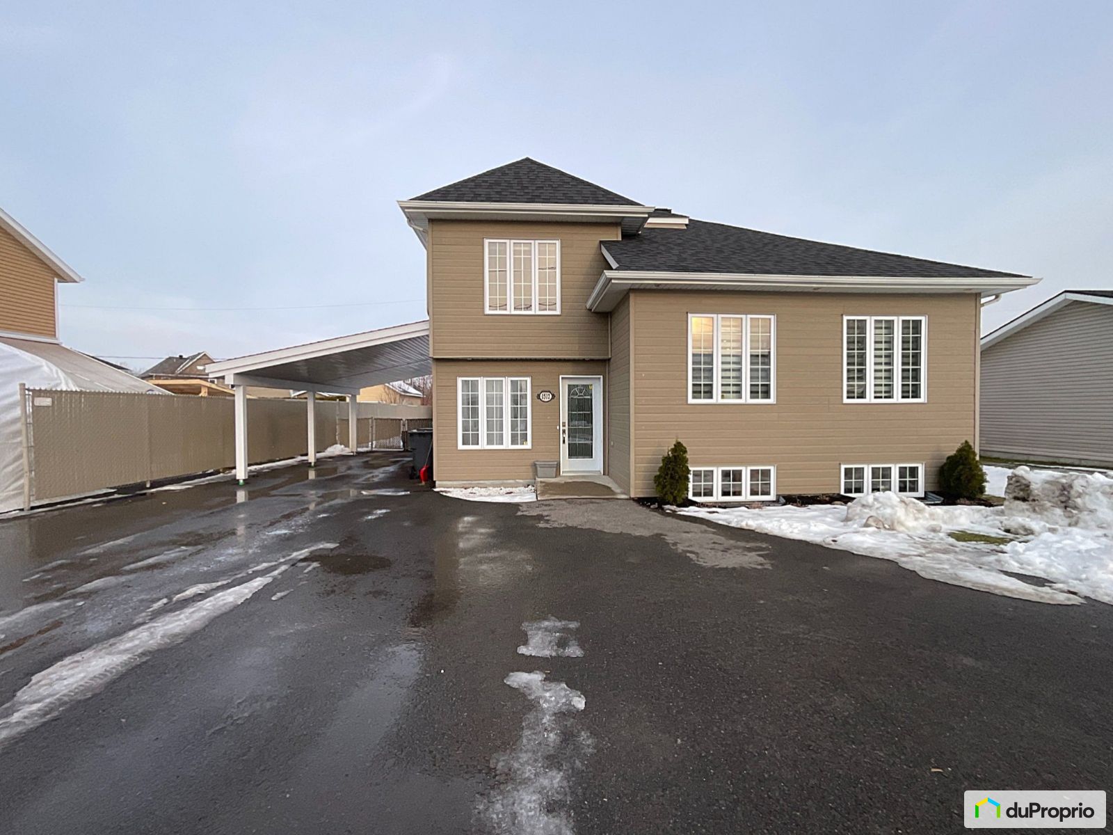 Maison à paliers multiples à vendre Joliette 5 chambres 1059639