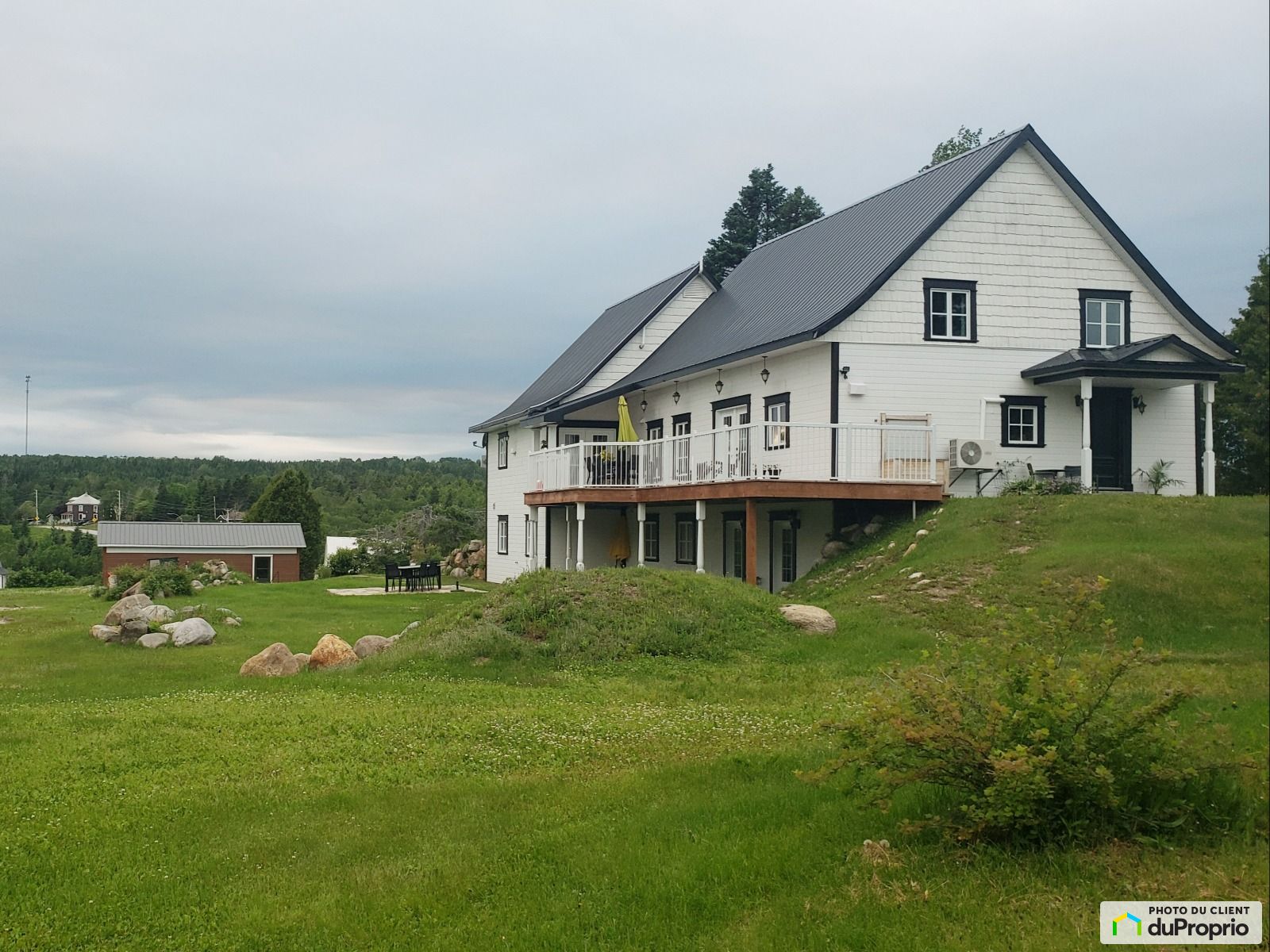 Maison à un étage et demi à vendre Les Éboulements 5 chambres 1060617