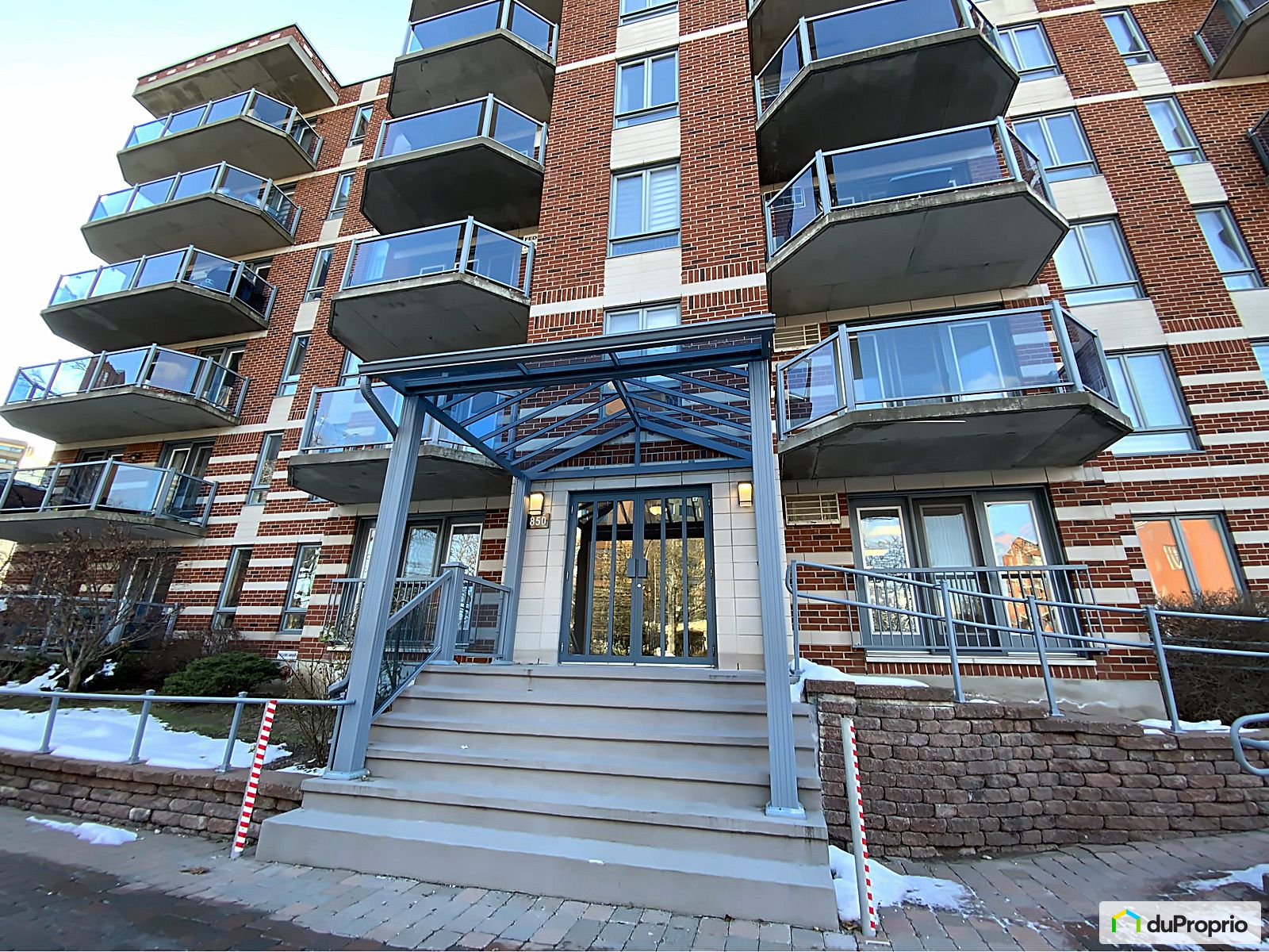 Condo à vendre SaintLaurent 1 chambre 1 salle de bain 1060849