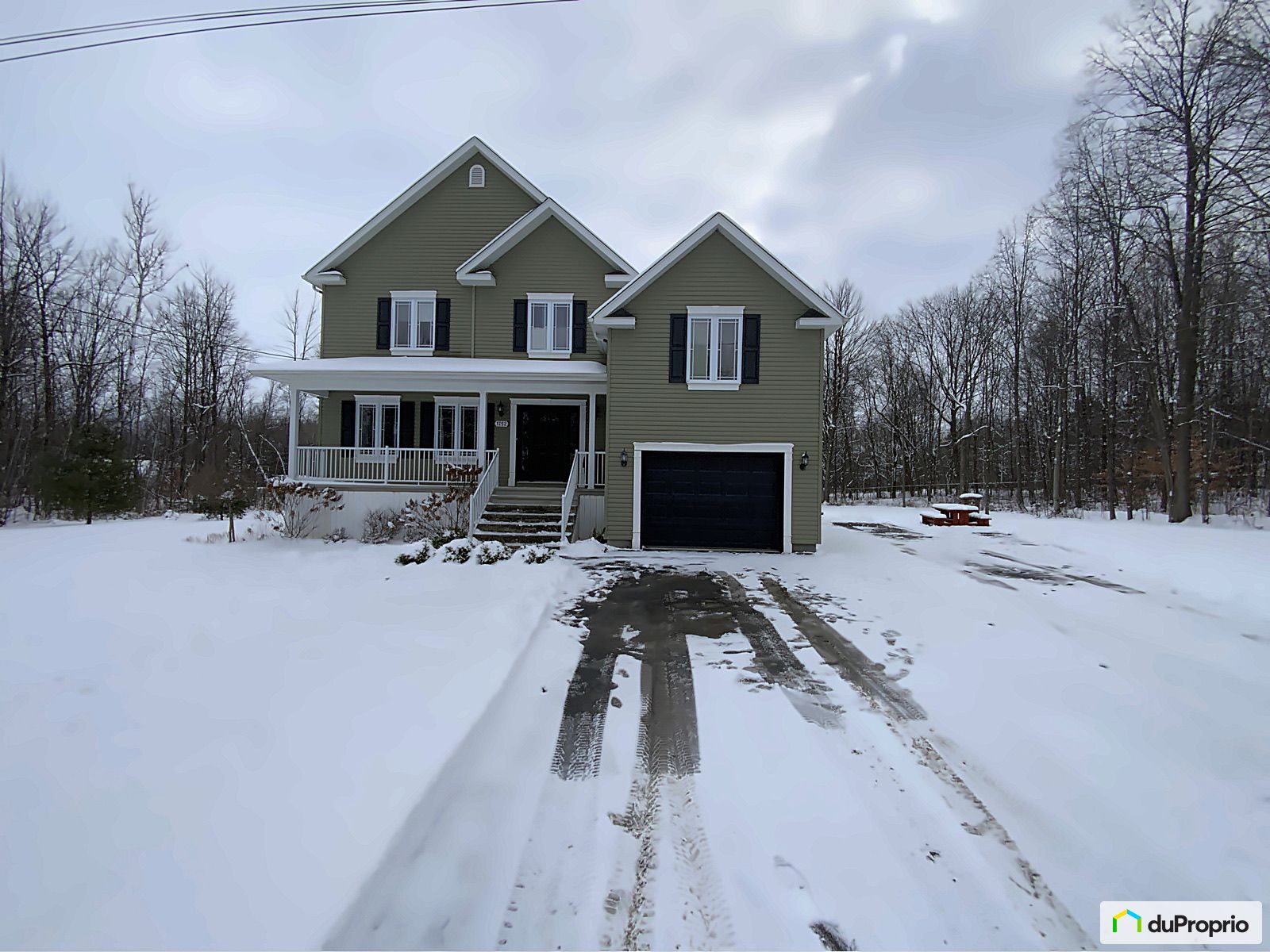 Maison 2 étages à vendre 4 chambres 1062021