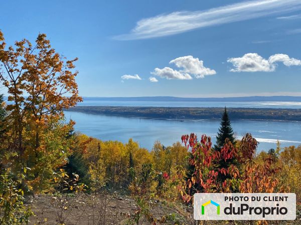 206 chemin du Domaine, Les Éboulements for sale