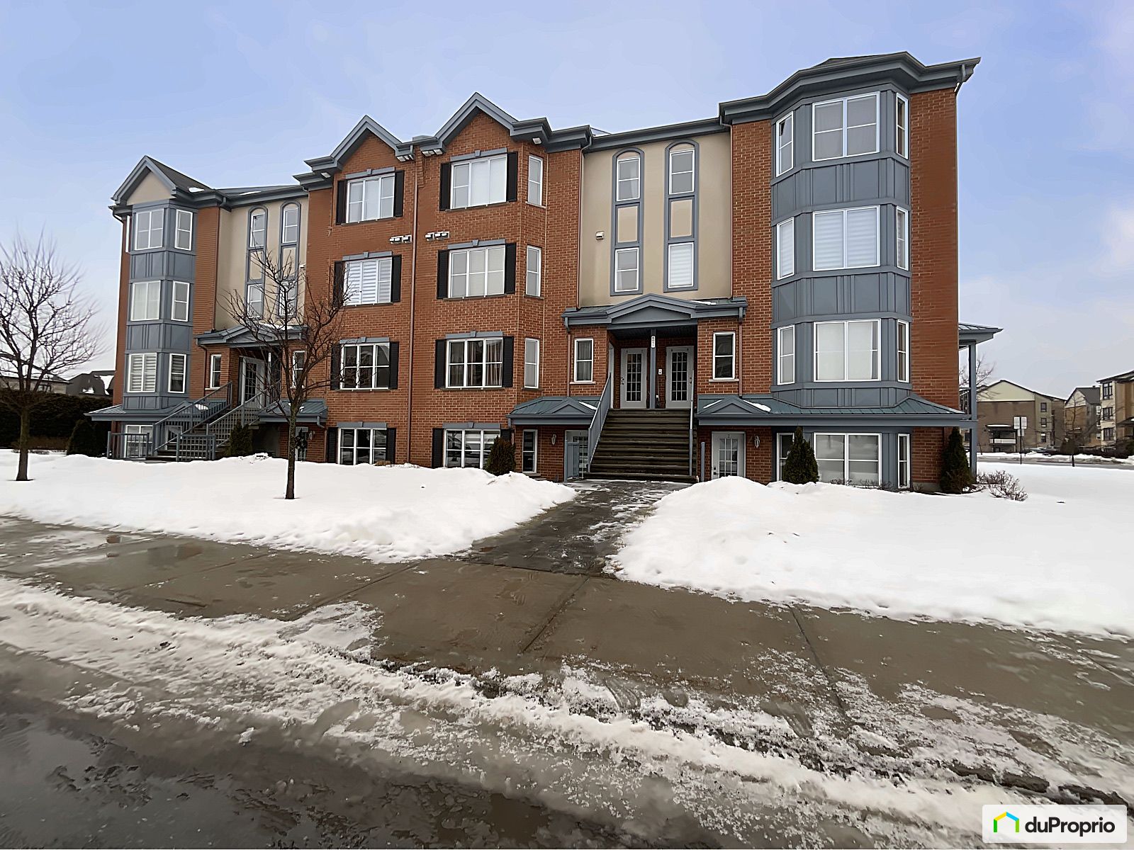 Condo à vendre Brossard 2 chambres 1 salle de bain 1062041