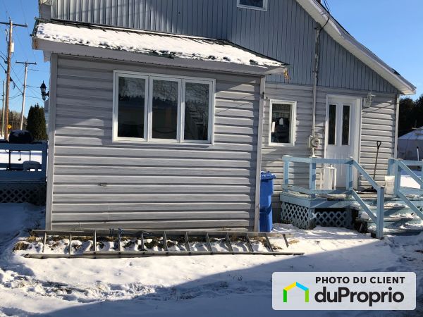 248 boulevard Perron Est, Pointe-A-La-Croix for sale