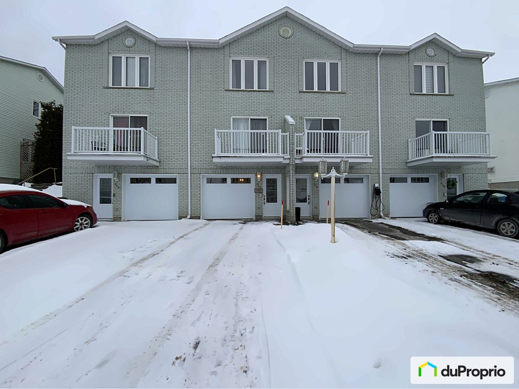 Condos, maisons à vendre, Magog