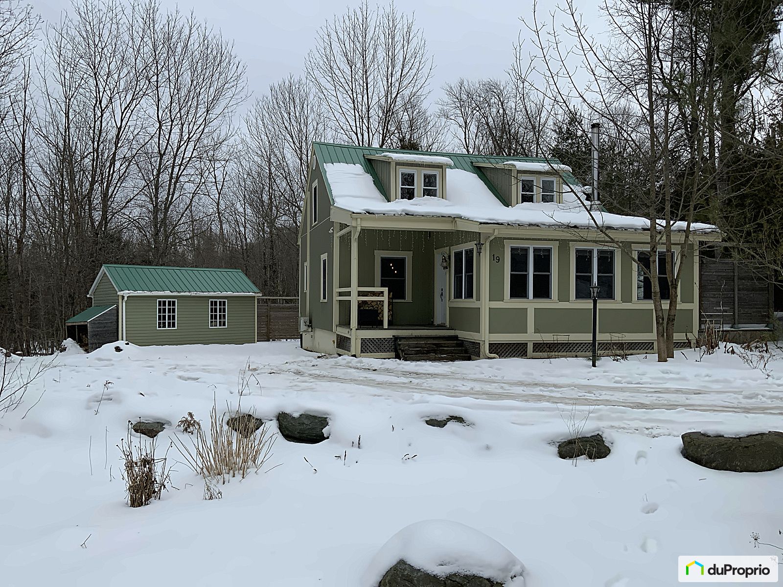 Maison à un étage et demi à vendre LacBrome (Knowlton) 3 chambres 1063582