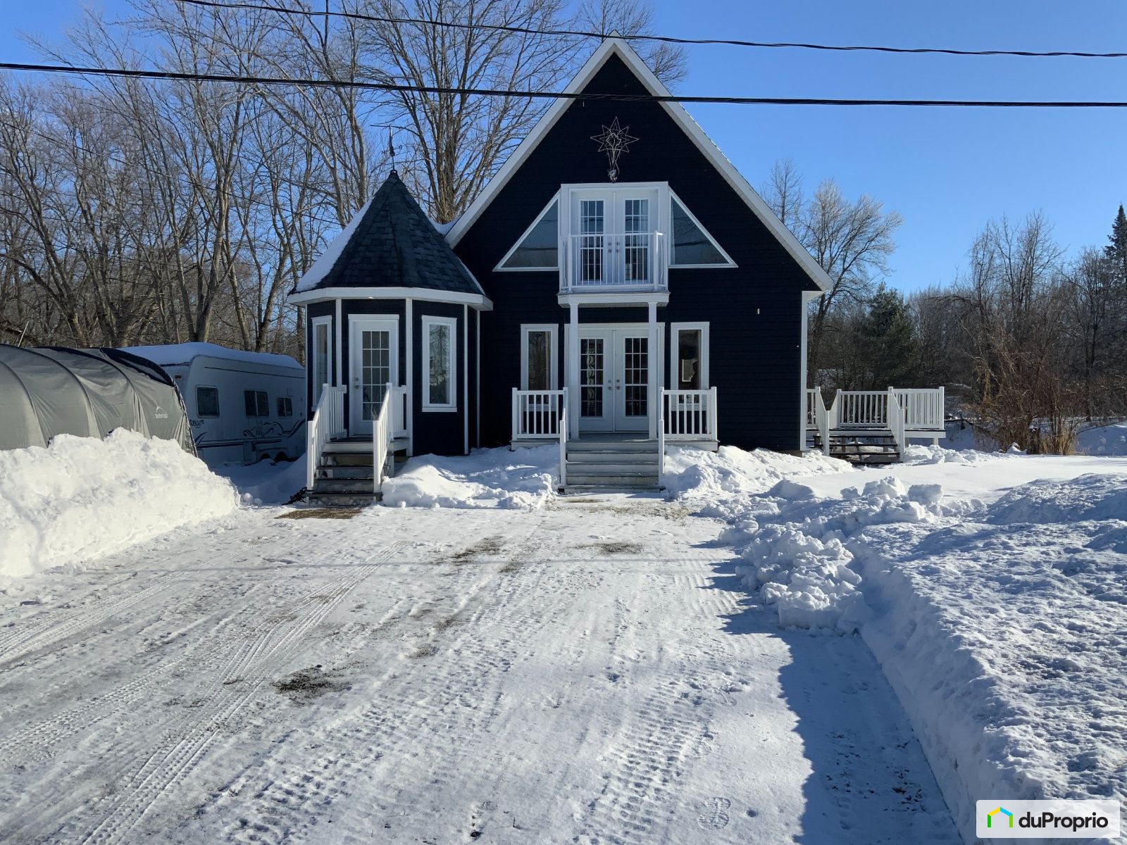 Maison 2 étages à vendre SteAnneDeSorel 2 chambres 1 salle de bain