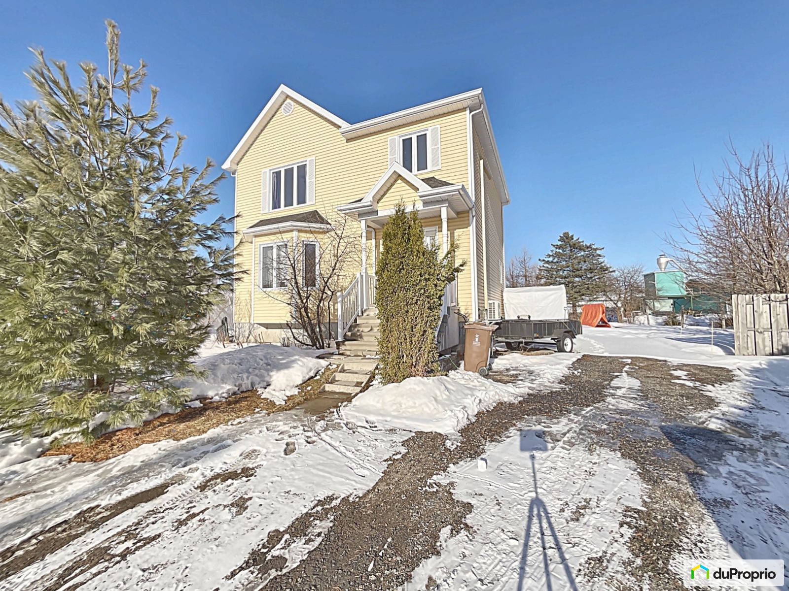 Maison 2 étages à vendre StBasileDePortneuf 5 chambres 1063005