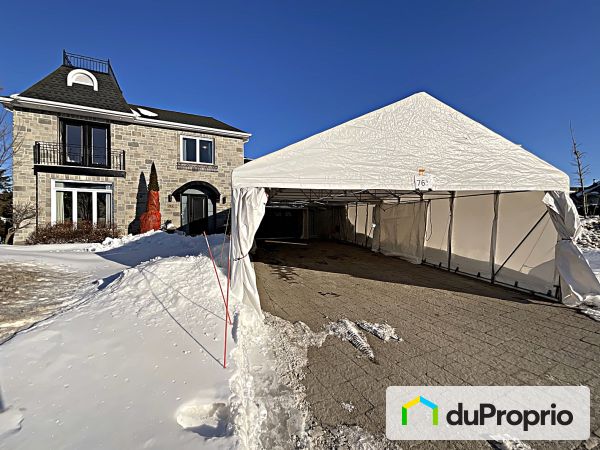 Winter Front - 761 rue d&#39;Orion, St-Jean-Chrysostome for sale