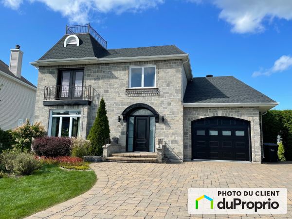 Summer Front - 761 rue d&#39;Orion, St-Jean-Chrysostome for sale