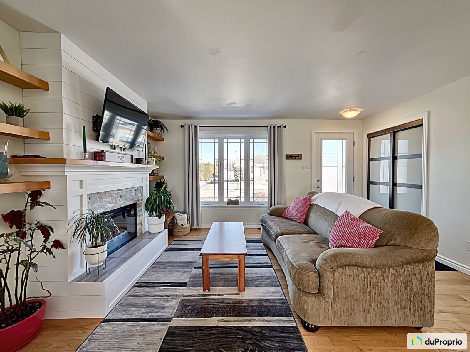 Bungalow for sale Ormstown 4 bedrooms 2 bathrooms 1064207