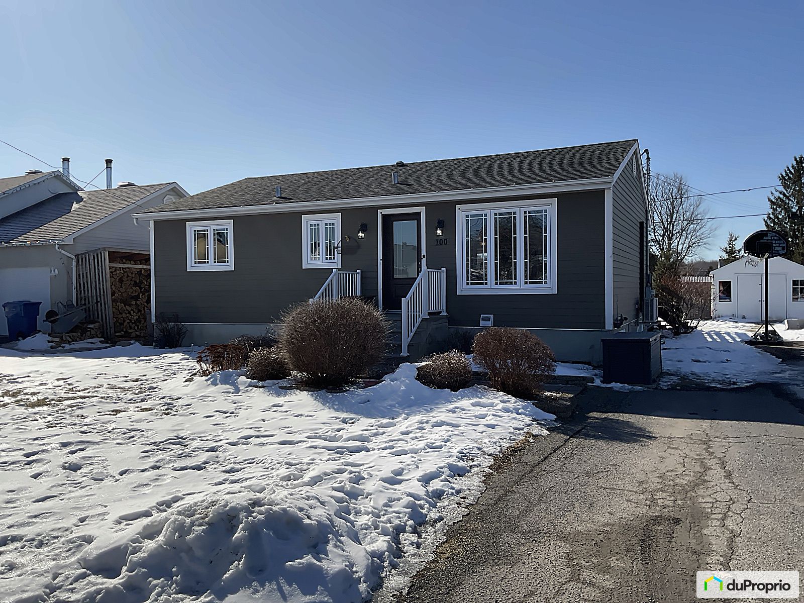 Bungalow à vendre Ormstown 4 chambres 2 salles de bain 1064207