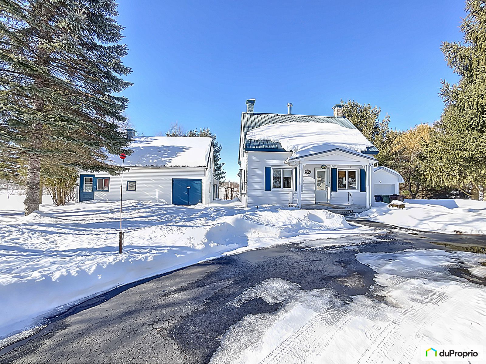 Maison 2 étages à vendre SteVictoireDeSorel 3 chambres 1064380