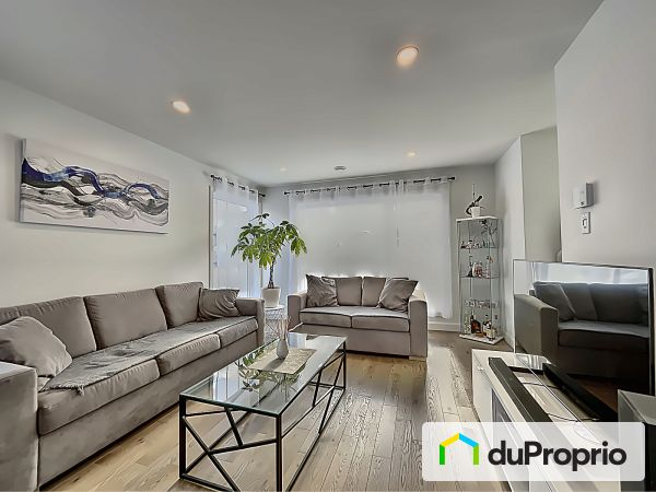 Living Room - 78 RUE LAFLAMME, St-Apollinaire for sale