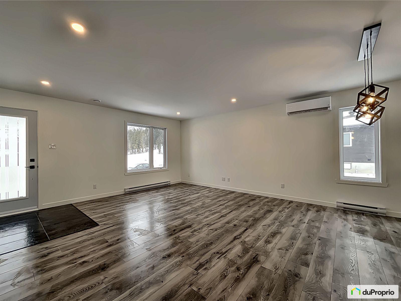 1530 Avenue Des Jasmins — photo 3
