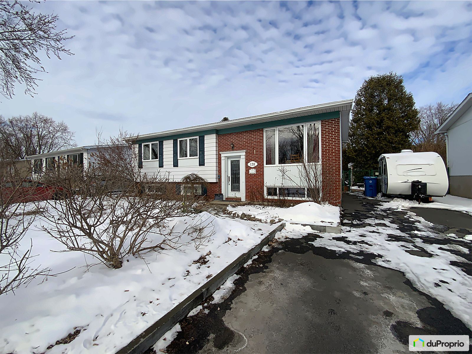 Bungalow à vendre Candiac 5 chambres 2 salles de bain 1066108